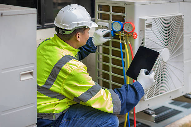 Professional Hvac technician working in Saline, MI